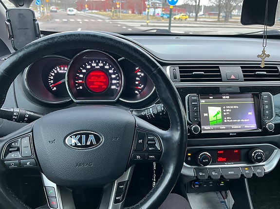 Kia Rio 5 of 5