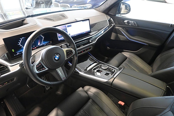 BMW X7 7 of 30