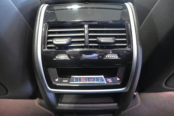 BMW X7 14 of 30