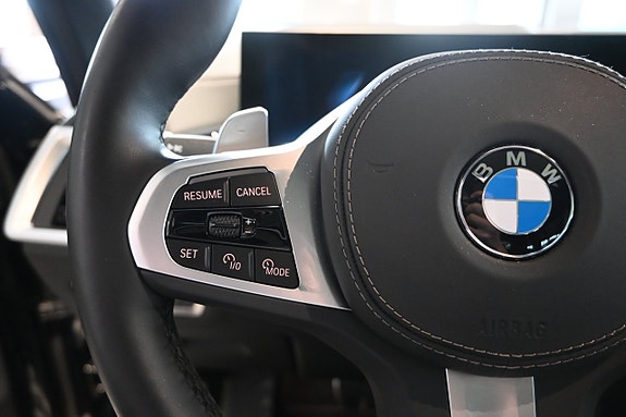 BMW X7 22 of 30