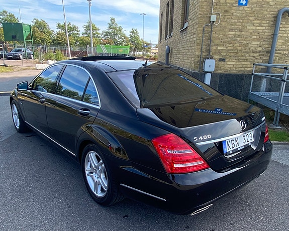 Mercedes-Benz S400 4 of 20