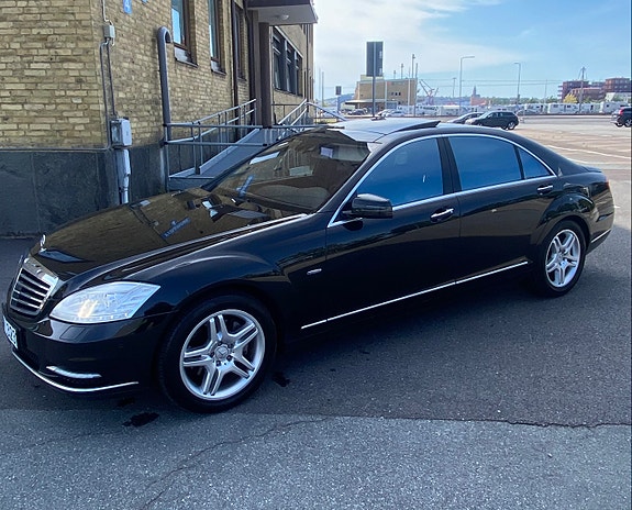Mercedes-Benz S400 5 of 20