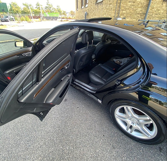 Mercedes-Benz S400 10 of 20