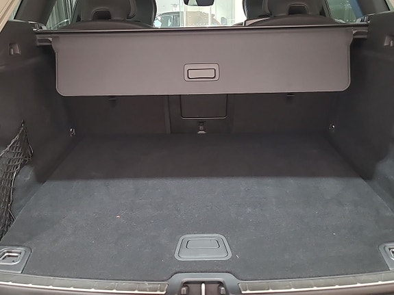 Volvo XC60 13 of 19
