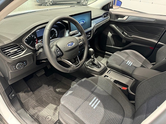 Ford Focus 4 of 13