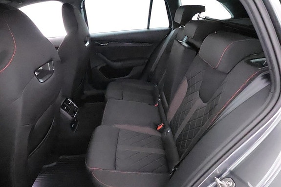 Skoda Octavia RS 14 of 18