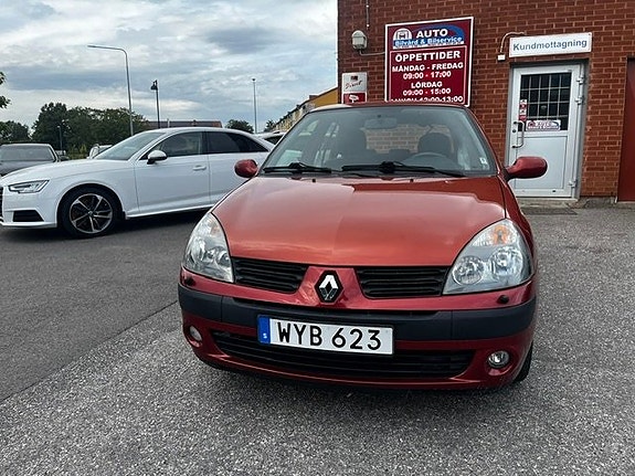 Renault Clio 10 of 10