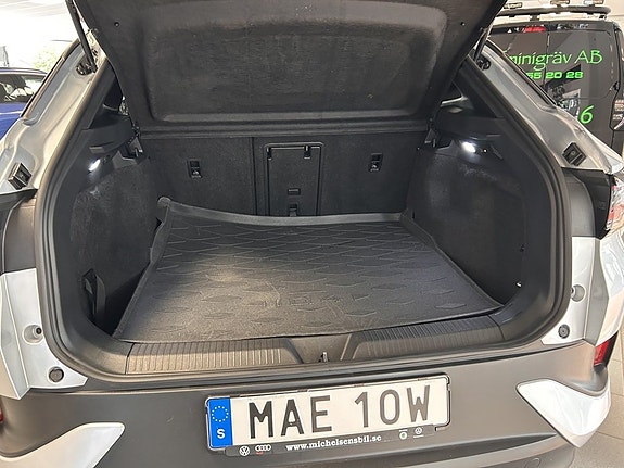 Volkswagen ID.4 6 of 11
