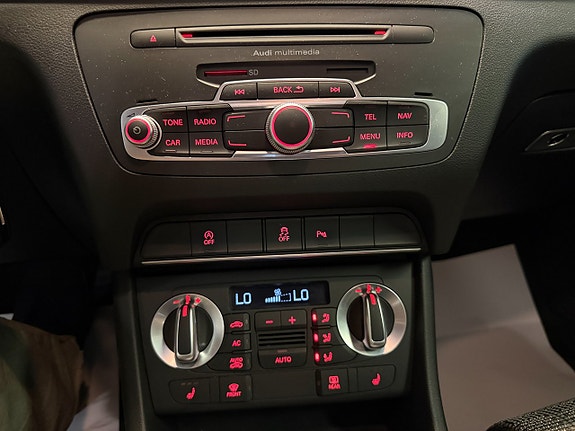 Audi Q3 13 of 15