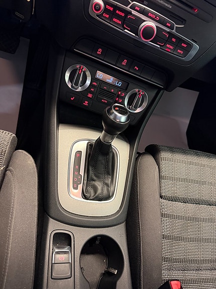 Audi Q3 11 of 15
