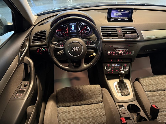 Audi Q3 10 of 15