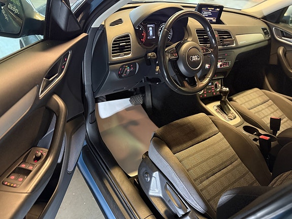 Audi Q3 8 of 15