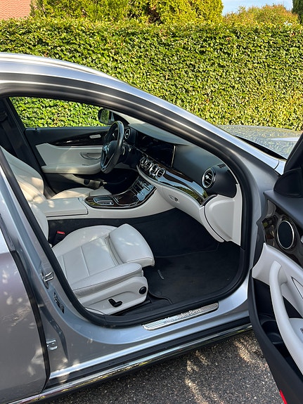 Mercedes-Benz E220 d 10 of 11