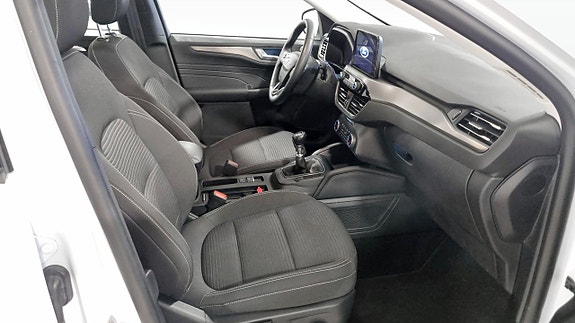 Ford Kuga 3 of 9