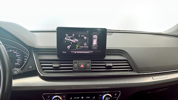 Audi Q5 9 of 12