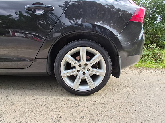 Volvo V60 10 of 19