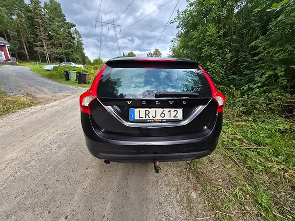 Volvo V60 5 of 19