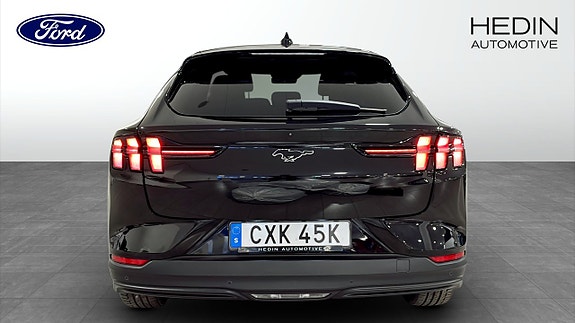 Ford Mustang Mach-E 7 of 9