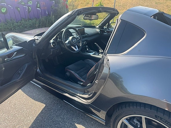 Mazda MX-5 18 of 20
