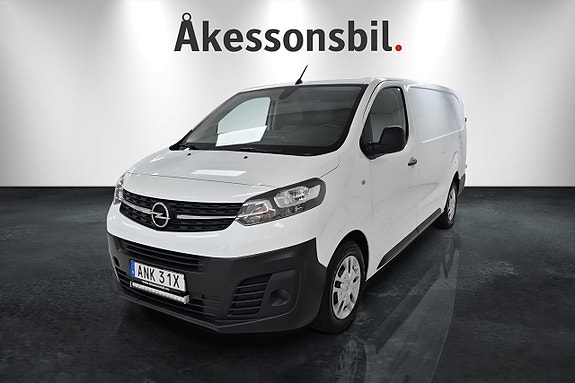 Opel Vivaro 3 of 9