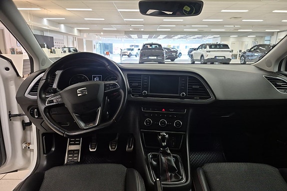 Seat Leon 9 of 10