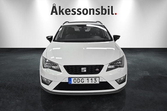 Seat Leon 2 of 10