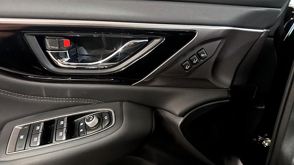 Subaru Outback 12 of 12