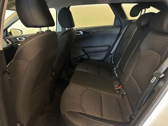 Kia Ceed 12 of 18