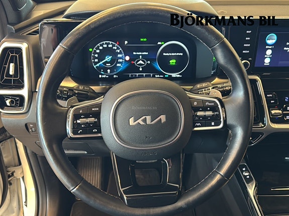 Kia Sorento 10 of 15