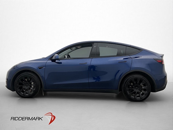 Tesla Model Y 5 of 30