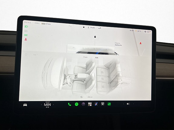 Tesla Model Y 20 of 30
