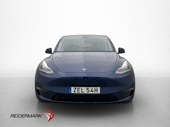 Tesla Model Y 3 of 30
