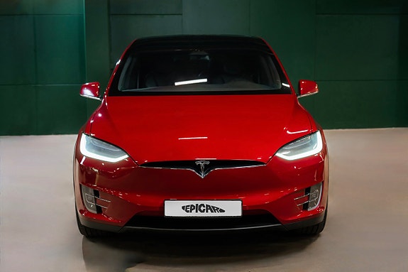 Tesla Model X 5 of 23