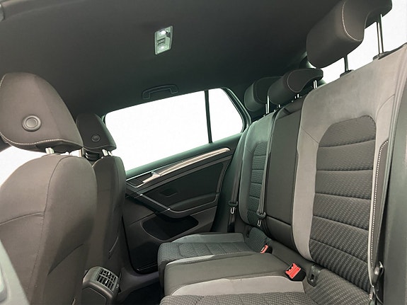 Volkswagen Golf I 13 of 24