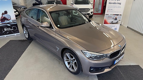 BMW 320 2 of 27