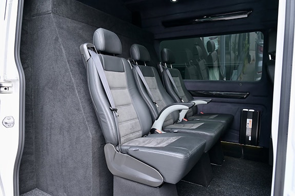 Volkswagen Crafter 35 12 of 23