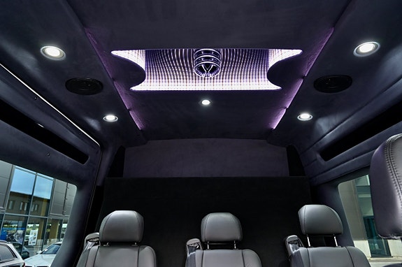 Volkswagen Crafter 35 13 of 23