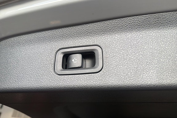 Mercedes-Benz GLS450 d 17 of 22