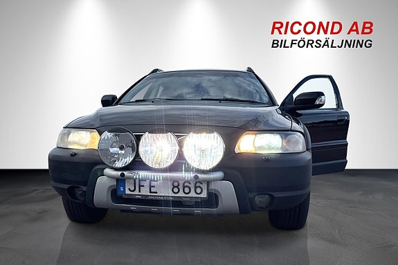 Volvo XC70 5 of 12