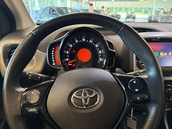 Toyota Aygo 15 of 18