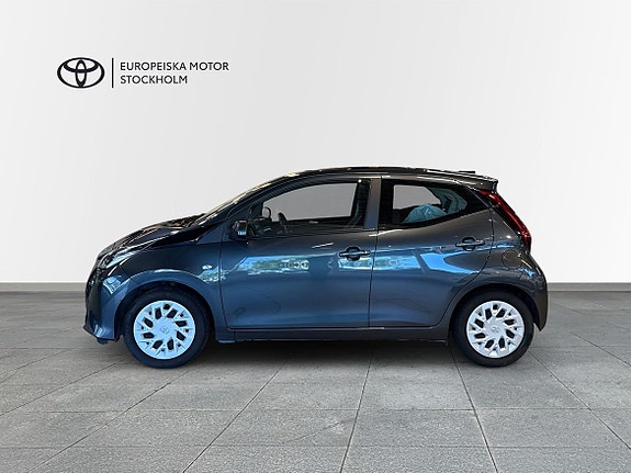 Toyota Aygo 4 of 18
