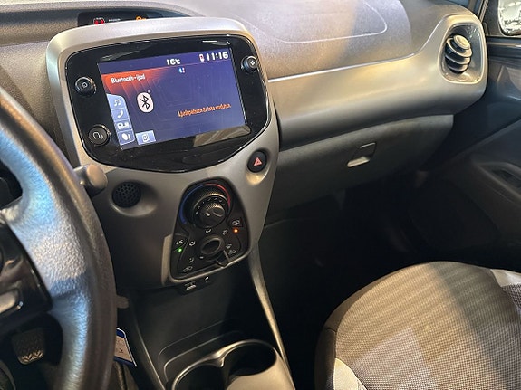 Toyota Aygo 16 of 18
