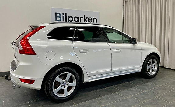 Volvo XC60 5 of 22