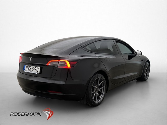 Tesla Model 3 9 of 30