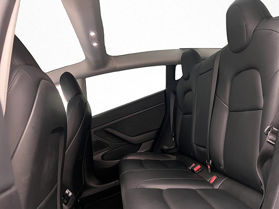 Tesla Model 3 17 of 30