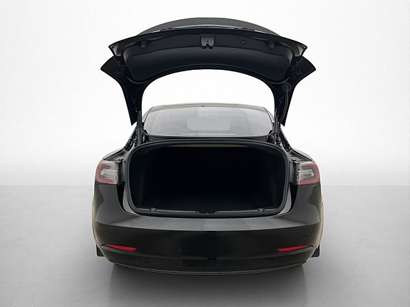 Tesla Model 3 30 of 30