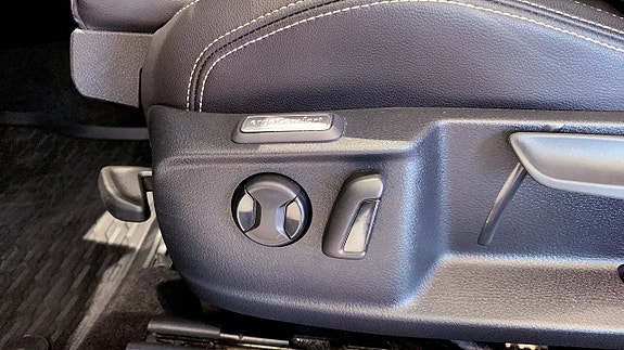 Volkswagen Passat 15 of 18