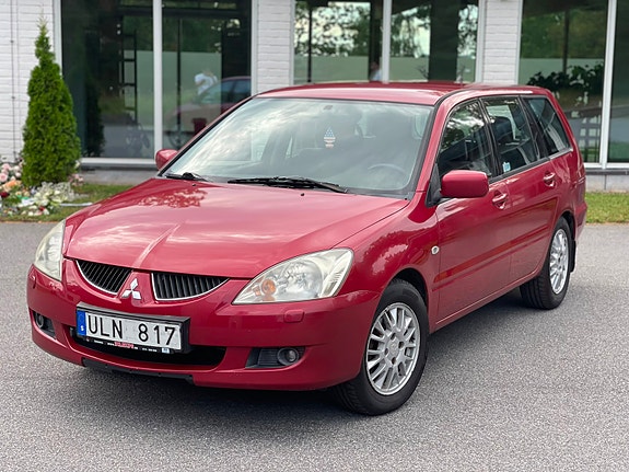 Mitsubishi Lancer 2 of 7