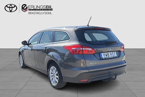 Ford Focus 2 of 15