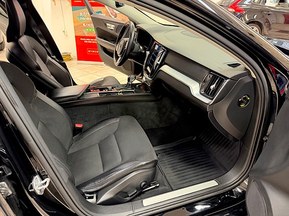 Volvo V60 13 of 15